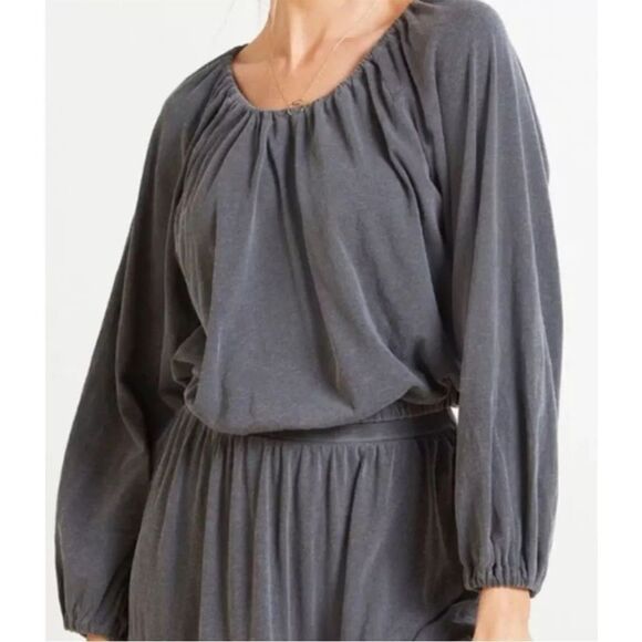 Sundry Women’s Size 0 XS Gray Mineral Wash Gathered Hem Blouse w/ Lantern Sleeve - Picture 5 of 5